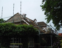 Renovatie kap te Witharen