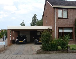 Carport te Ommen